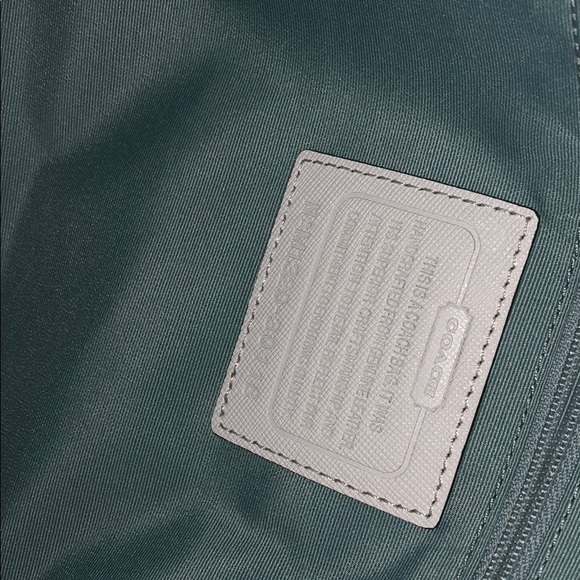 Authentic Coach bag Brand New - Picture 3 of 7